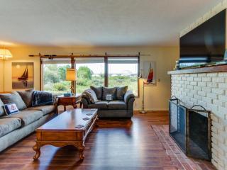 Bay Bridge Beach House - 4