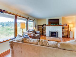 Bay Bridge Beach House - 2