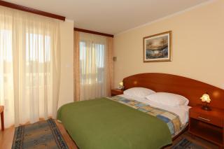 Apartments and Rooms Astoria - Trogir - 3