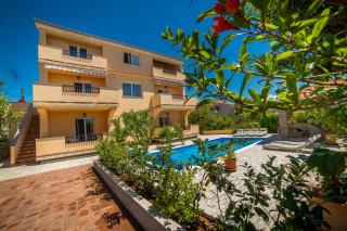 JURIĆ Apartments-Rab - 4