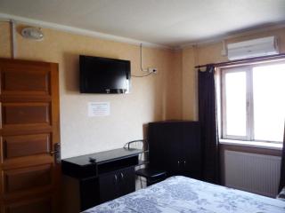 Hotel Restaurant Complex Boyarskiy Dvor - Boyarka - 0