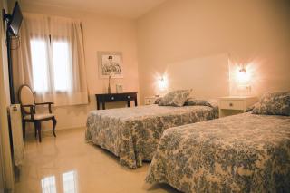 Hotel El Capricho - 2