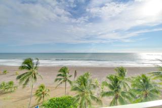 The Palms 603 - 9