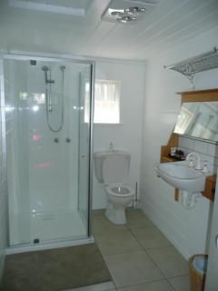 Madam Saddler - On Fraser Clunes - 7