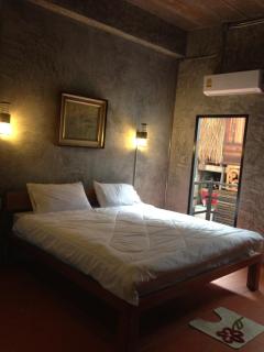 White Jail at Koh Tao Hostel - 6