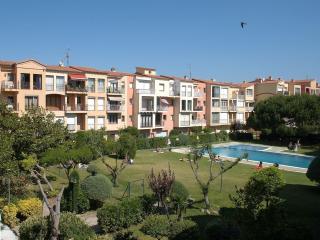 Belvilla by OYO Comte de Empuries Apt B - Empuriabrava - 4