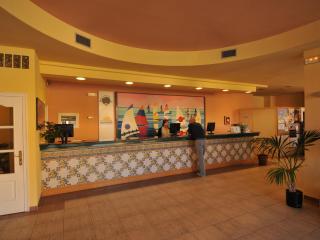 Belvilla by OYO Comte de Empuries Apt B - Empuriabrava - 1