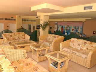 Belvilla by OYO Comte de Empuries Apt B - Empuriabrava - 9
