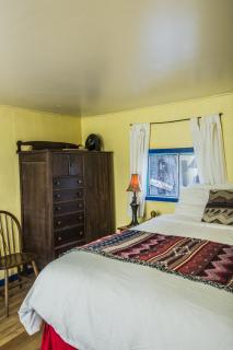 Taos Goji Farm & Eco-Lodge Retreat - 3