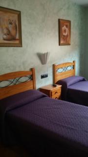 Hostal Guarni - 9