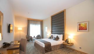 Copthorne Hotel Sharjah - 1