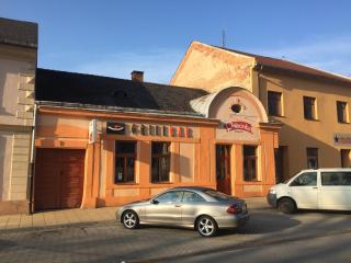 Grillbar Penzion & Restaurant - Spišská Nová Ves - 6