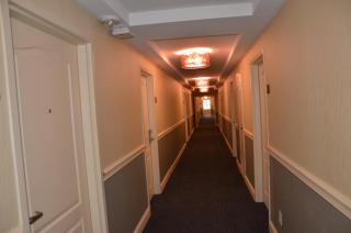 Aashram Hotel by Niagara River - Niagara Falls - 3