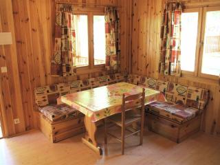 Belvilla by OYO Tidy bungalow in the Aragon region - La Puebla de Roda - 9