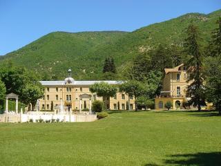 Cosy studio in Drôme with shared pool - Montbrun-les-Bains - 6