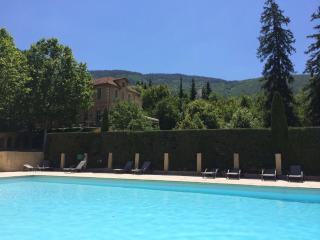 Cosy studio in Drôme with shared pool - Montbrun-les-Bains - 4
