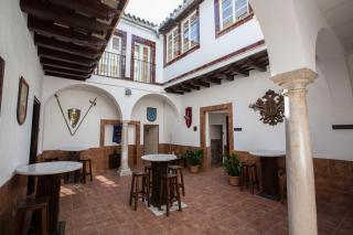 Hotel Carlos V Jerez by Vivere Stays - Jerez de la Frontera - 9