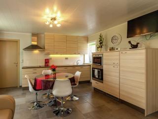 Cozy Home for 4 guests - 8