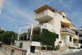 Apartments Villa Lili Lovetovo - Vodice - 0