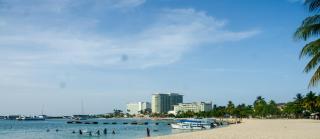 Sandcastles Beach Resort - 9