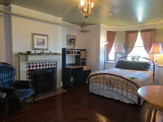 A Tanners Home Inn Bed and Breakfast - Saint John - 6