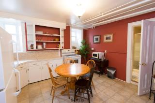 A Tanners Home Inn Bed and Breakfast - Saint John - 1