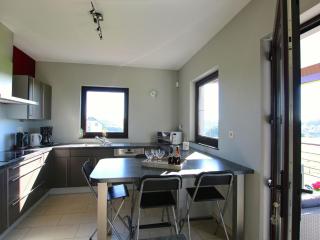 Holiday Home in Herbeumont with Bubble Bath - Martilly - 3