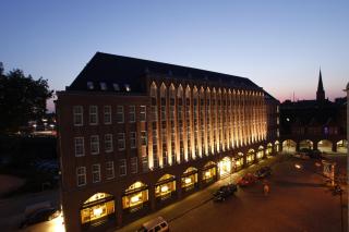 H+ Hotel Lübeck - Lübeck - 3