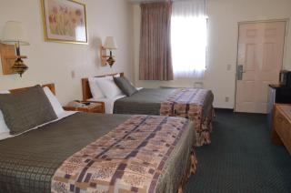 National 9 Inn Wellington - 3