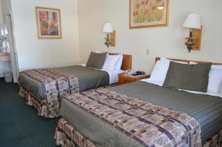 National 9 Inn Wellington - 1