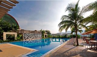 One World Hotel - 7