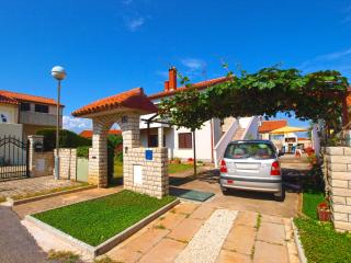Apartments Stipe - Banjole - 7