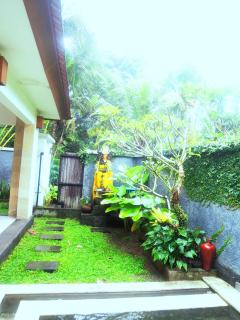 Jayastuti House - Ubud - 2