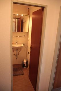 Ferienappartement mit Schwimmbad und Alpenblick - 2