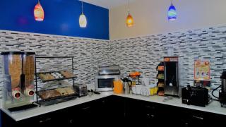 Oak Tree Inn & Suites - Claxton - 4