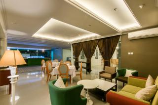 Yan's House Hotel - Kuta - 6