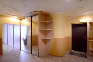 Apartment on Urlivska Street 10a - Kiev - 2
