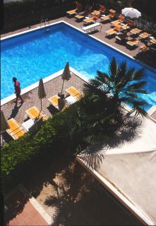 Hotel Rivadoro-Spiaggia ombrellone e lettini-Piscina-Parcheggio - Martinsicuro - 6