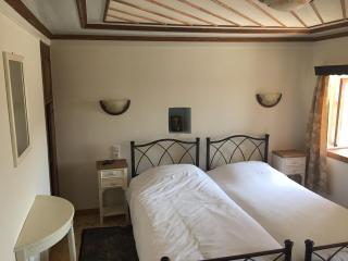 Elafotopos Hotel - 2