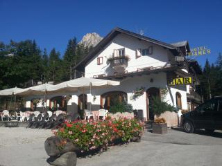 Hotel Fiames - 0