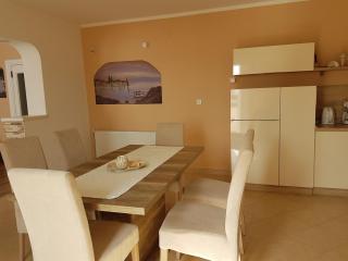 Apartments Suzana - Novi Vinodolski - 3