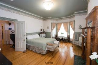 A Tanners Home Inn Bed and Breakfast - Saint John - 9