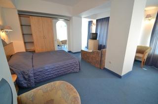 BRIZA Boutique Hotel Mamaia - Mamaia - 4