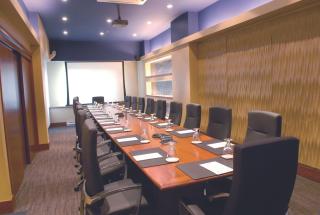 Best Western Ville-Marie Hotel & Suites - 4