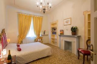 B&B Pantaneto - Palazzo Bulgarini - 2