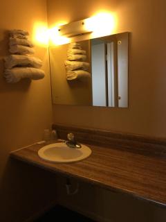 Deluxe Inn - Hebron - 0