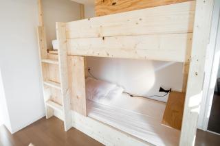 IZA Enoshima Guest House and Bar - Fujisawa - 1