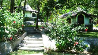 Flower Power Farm Village - Ko Phayam - 9