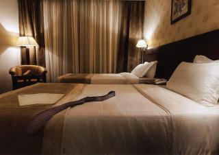 Seven Roses Hotel - 5