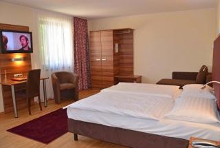 Hotel und Cafe Paso - Vierkirchen - 7